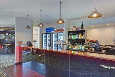 TownHouse Hotel Burnie - Accommodation Bookings 1