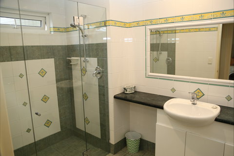 A Beach House Near Manly Two - Accommodation Bookings 3