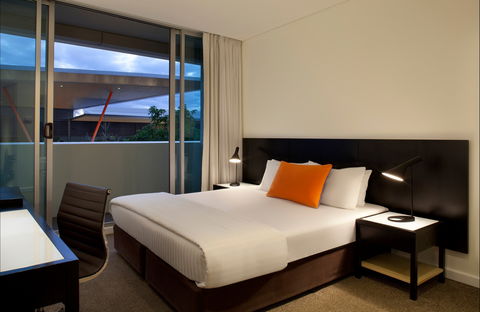 Adina Apartment Hotel Perth - Mounts Bay Road - Accommodation Bookings 1