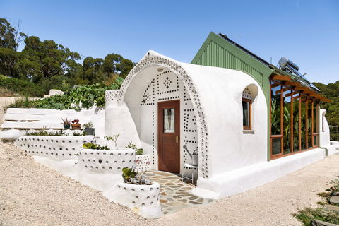 Earthship Ironbank - Accommodation Bookings 1