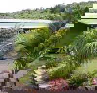 Halls Country Cottages - Accommodation Bookings