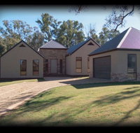 River Park House - Accommodation Bookings
