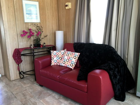 Kingscote Tourist Park And Family Units - Accommodation Bookings 3