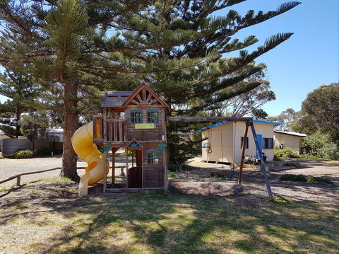 Kingscote Tourist Park And Family Units - Accommodation Bookings 7