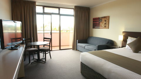 Adelaide Meridien Hotel & Apartments - Accommodation Bookings 0