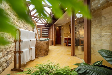 Makepeace Island - Sir Richard Branson's Australian Home - Accommodation Bookings 3