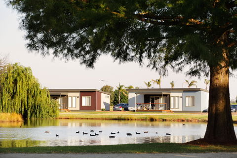 RACV Cobram Resort - Accommodation Bookings 1