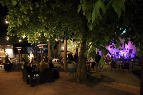 The Delatite Hotel - Accommodation Bookings 4