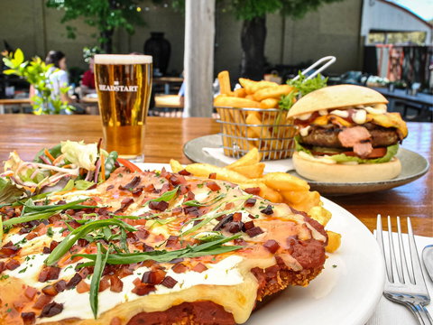 The Delatite Hotel - Accommodation Bookings 5