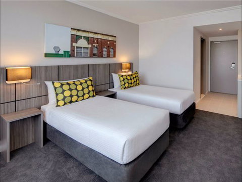 Travelodge Hotel Bankstown Sydney - Accommodation Bookings 2