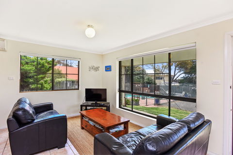 Unit 3, 5-/ Surf Avenue, Carrickalinga - Accommodation Bookings 0