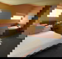 Waves Luxury Suites - Accommodation Bookings