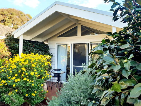 Alkira Garden Studios - Accommodation Bookings 1