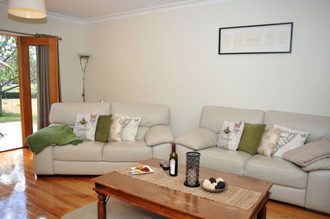 Casolare Guest House At Politini Vineyard - Accommodation Bookings 2