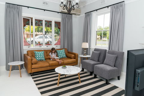 Clarinda Street Apartments By Kirsten Serviced Accommodation - Accommodation Bookings 1