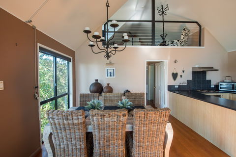 Curious Cottages - Accommodation Bookings 2