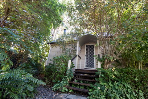 Curious Cottages - Accommodation Bookings 5