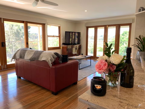 Hahndorf Luxury Lodge - Accommodation Bookings 0