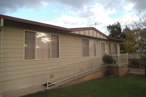 Hillview Bed And Breakfast - Accommodation Bookings 0