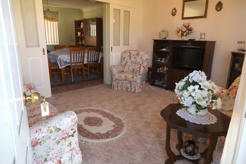 Hillview Bed And Breakfast - Accommodation Bookings 5