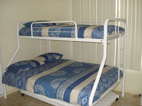 Larasa - Accommodation Bookings 3