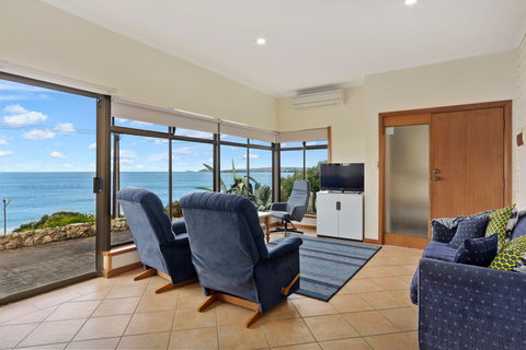 Lowtide - Accommodation Bookings 4