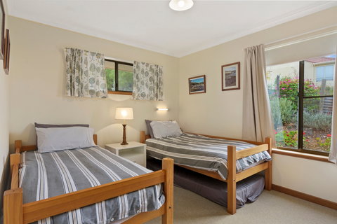 Lowtide - Accommodation Bookings 8