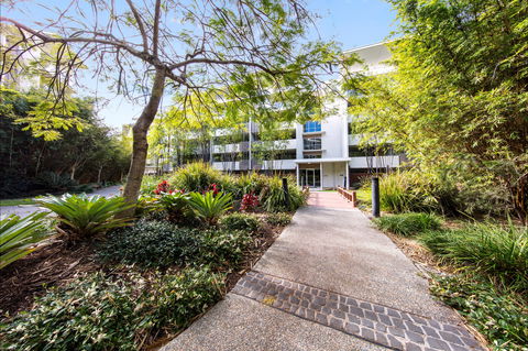Oaks Brisbane Mews Suites - Accommodation Bookings 0