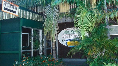 Pine Tree Motel - Accommodation Bookings 1