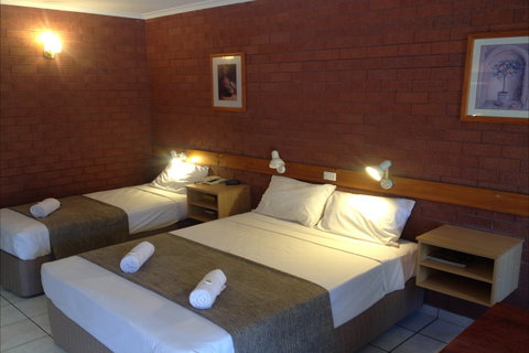 Pine Tree Motel - Accommodation Bookings 2