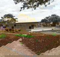 Play On Moontana - Accommodation Bookings