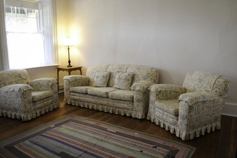 Surgeons Cottage - Accommodation Bookings 4