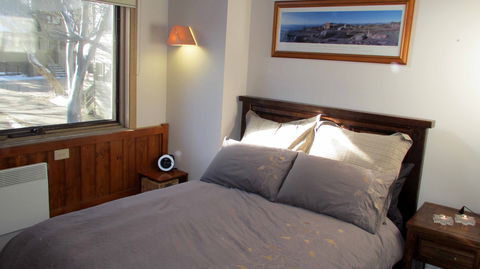 Wallace's - Crystal Creek Chalet 1 - Accommodation Bookings 1