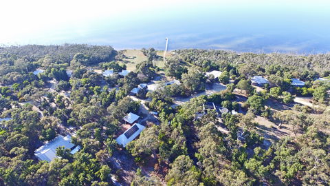 Waterfront Retreat At Wattle Point - Accommodation Bookings 0