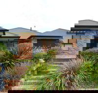 12 The Track - Accommodation Bookings