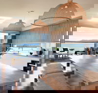 Absolute Waterfront Gerroa - Accommodation Bookings