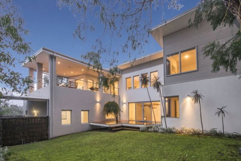 Calm Waters - Accommodation Bookings 0