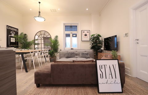 Davcorp Cityscape Executive Apartment - Accommodation Bookings 0