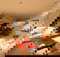 Hobart Villa on Moir - Accommodation Bookings