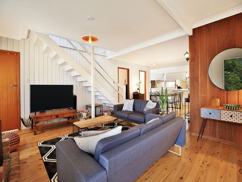 Hudson Bay At Basin View - Accommodation Bookings 1