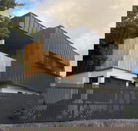 Lucent Art House  Stirling Curated Accommodation - Accommodation Bookings