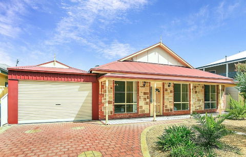 Marina Cove On Janz - Accommodation Bookings 0