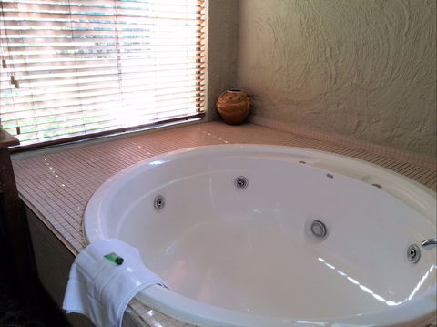 Milton Country Cottages - Accommodation Bookings 2
