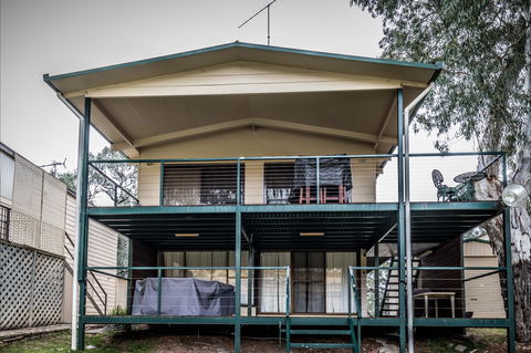Page Drive Blanchetown  -River Shack Rentals - Accommodation Bookings 0