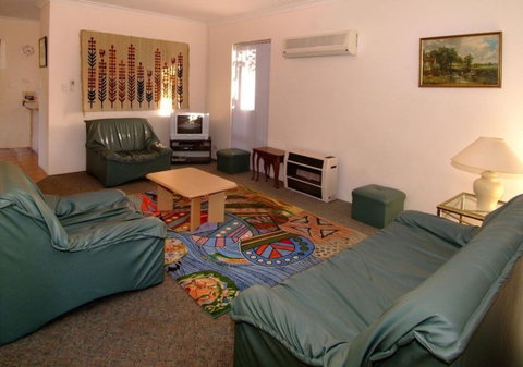 Prowse Pad - Accommodation Bookings 1