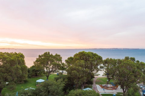 Rockingham Apartments - Accommodation Bookings 1