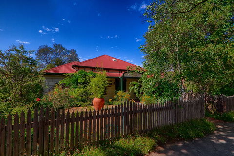 Rushton Cottage B&B Private Guest Studio - Accommodation Bookings 0