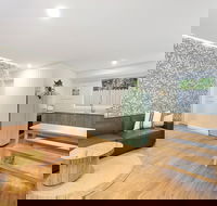 Sunset Beach - Surfside - Accommodation Bookings