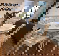 Tyntynder Garden Cottage 1 - Accommodation Bookings