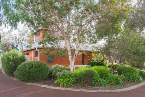Wills - Accommodation Bookings 0